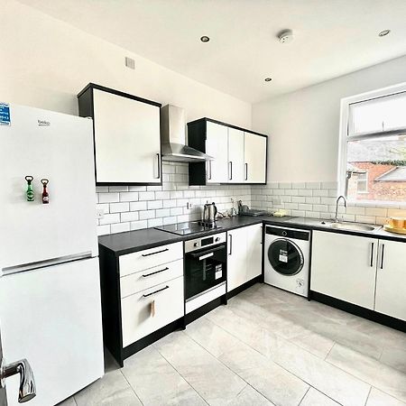 Entire Yellowapt Near Belfast City Centre - Free Parking - Up To 3 Guests - 2 Beds Exterior photo